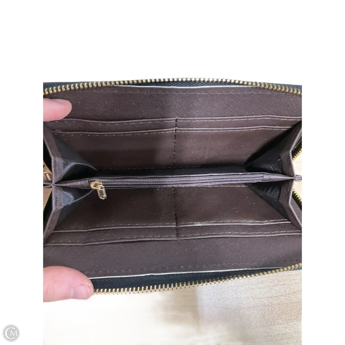 Wallet By Cmf, Size: Medium