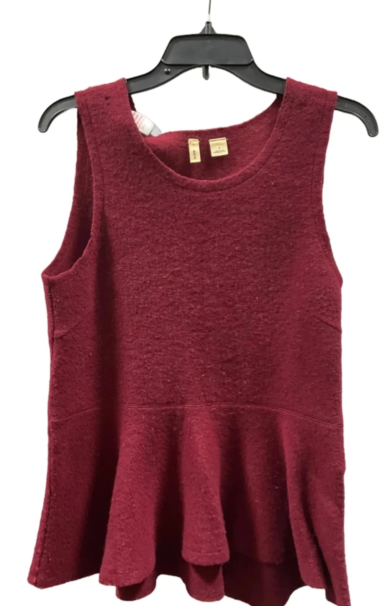 Top Sleeveless By Moth In Red, Size: M
