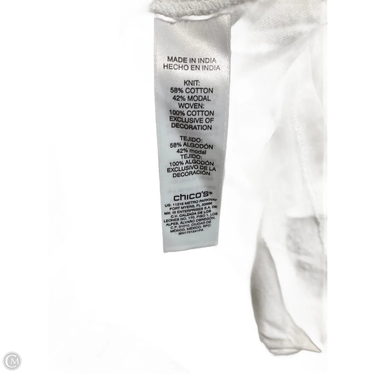 Top Short Sleeve Basic By Chicos In White, Size: Xl