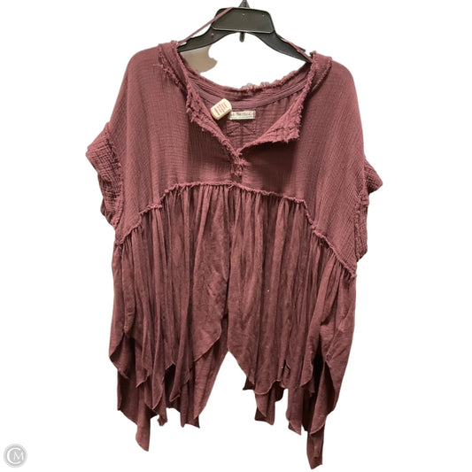 Top Short Sleeve By We The Free In Maroon, Size: Xs