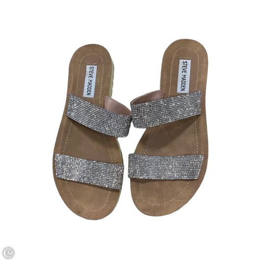 Sandals Flats By Steve Madden In Silver & Tan, Size: 7.5