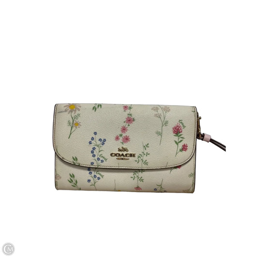 Wristlet Designer By Coach, Size: Medium
