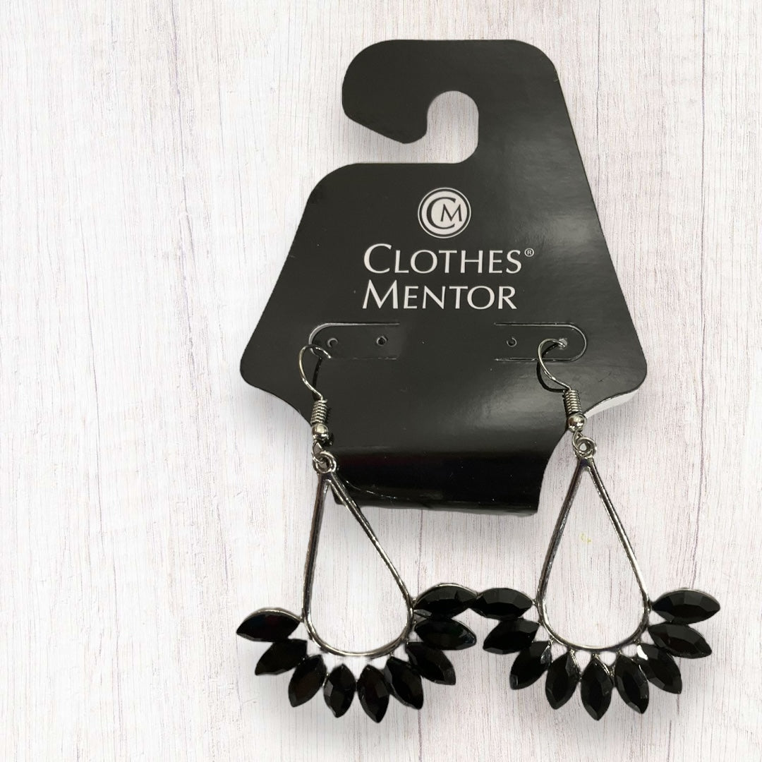 Earrings Dangle/drop By Clothes Mentor