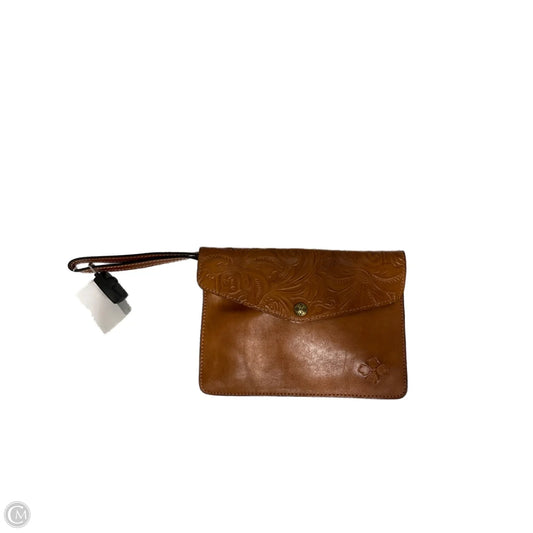Wristlet Designer By Patricia Nash, Size: Medium