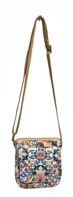 Crossbody By Cmf, Size: Small