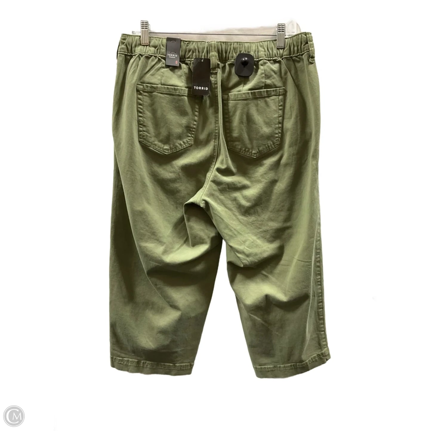 Capris By Torrid In Green, Size: L
