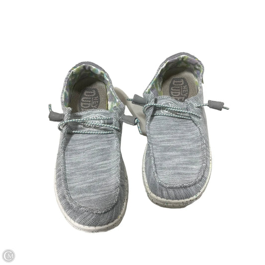 Shoes Flats By Hey Dude In Grey, Size: 9