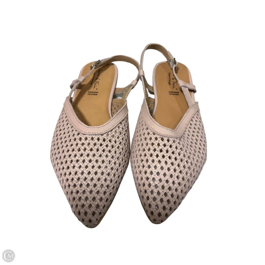Shoes Flats By Cmb In Pink, Size: 9