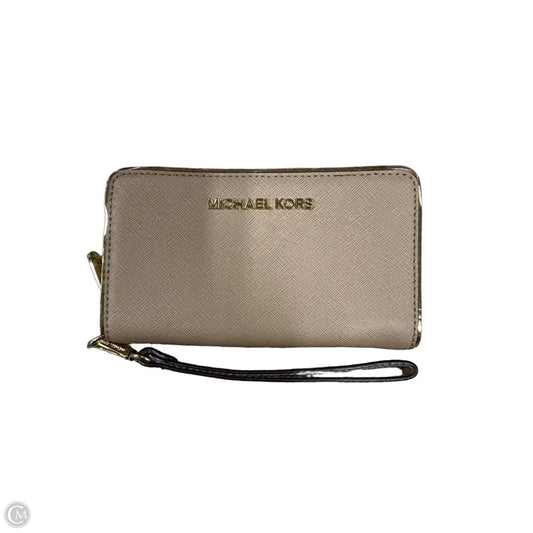 Wristlet By Michael Kors, Size: Medium