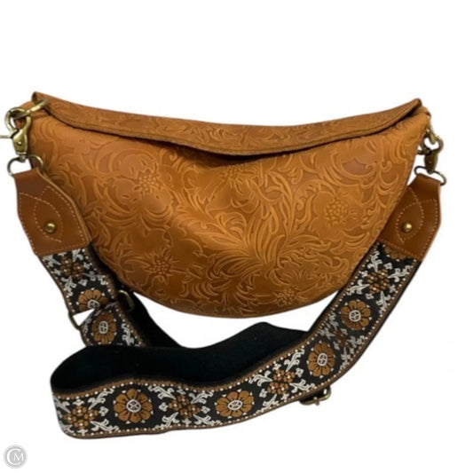 Crossbody Leather By Portland Leather, Size: Medium