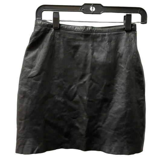 Skirt Mini & Short By Wilsons Leather In Black, Size: 2
