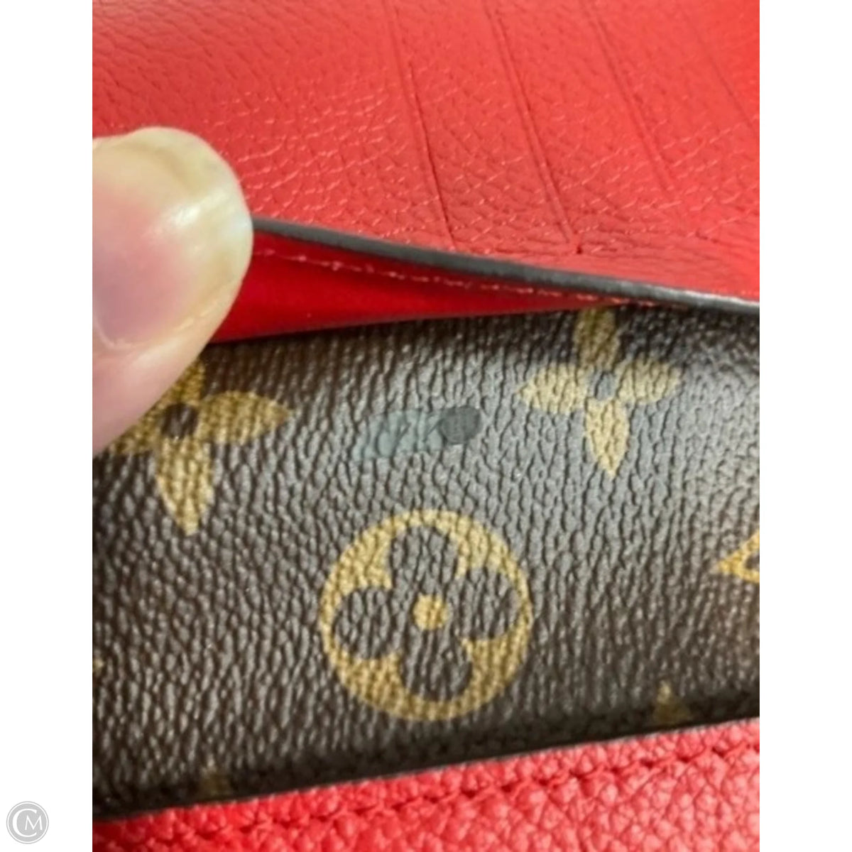 Wallet Luxury Designer By Louis Vuitton, Size: Medium