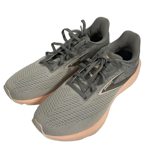 Shoes Athletic By Brooks In Grey & Pink, Size: 9