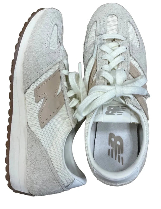Shoes Athletic By New Balance In Cream, Size: 8