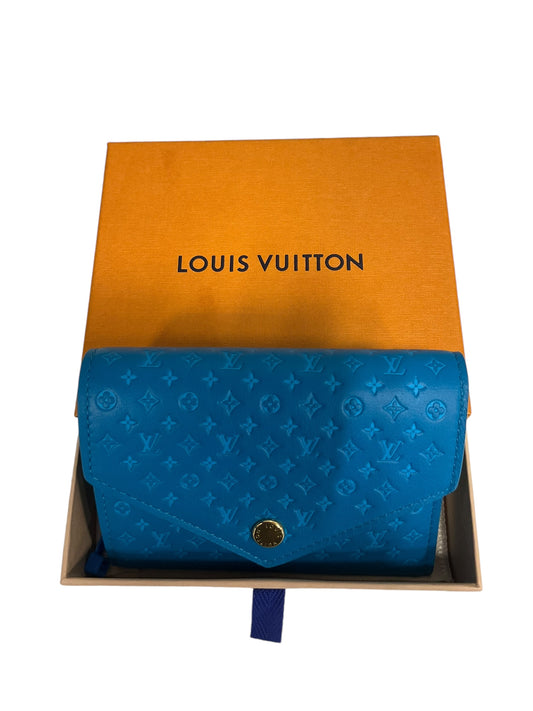 Wallet Luxury Designer By Louis Vuitton, Size: Medium