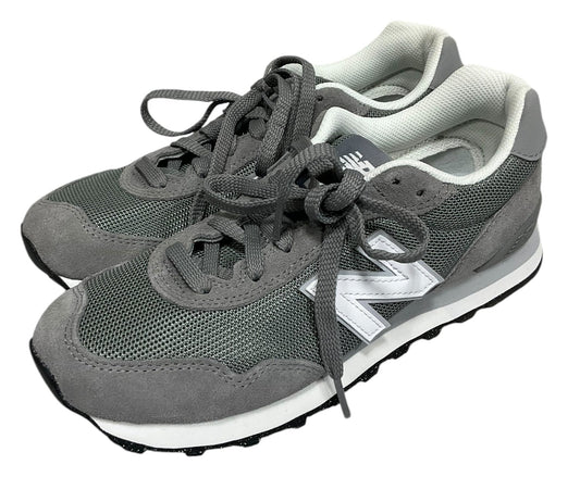Shoes Athletic By New Balance In Grey, Size: 7.5