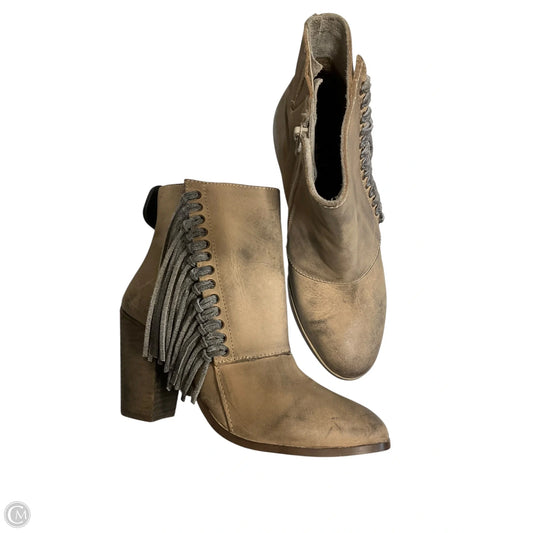 Boots Ankle Heels By Clothes Mentor In Taupe, Size: 6