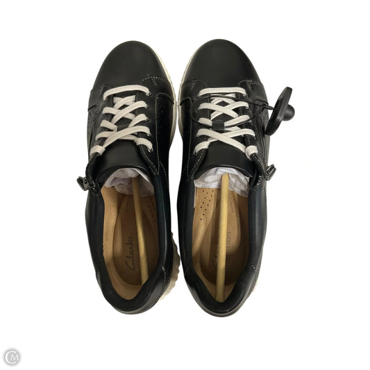 Shoes Sneakers By Clarks In Black, Size: 9.5