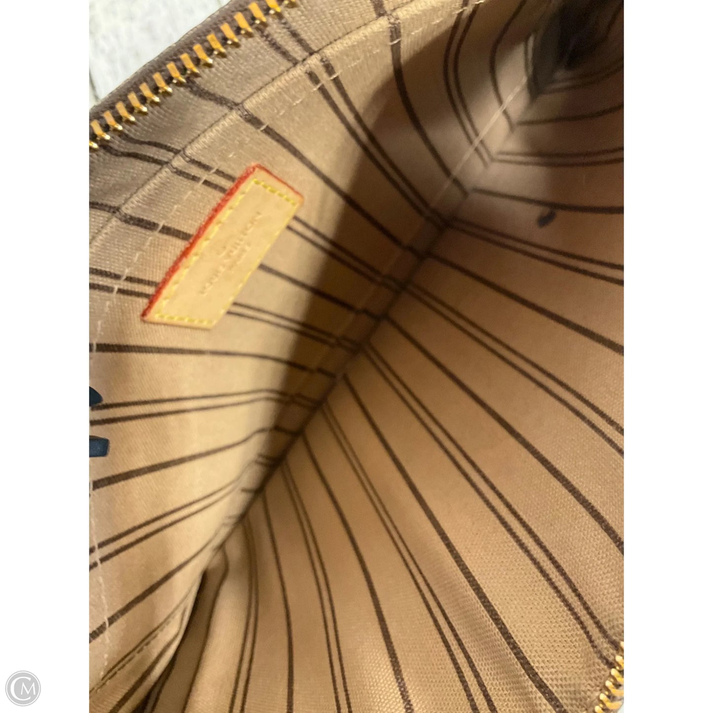 Wristlet Luxury Designer By Louis Vuitton, Size: Large