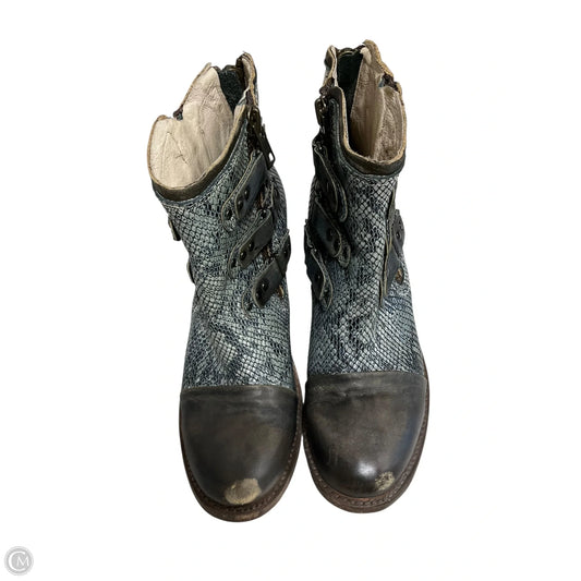 Boots Ankle Heels By Freebird In Snakeskin Print, Size: 10