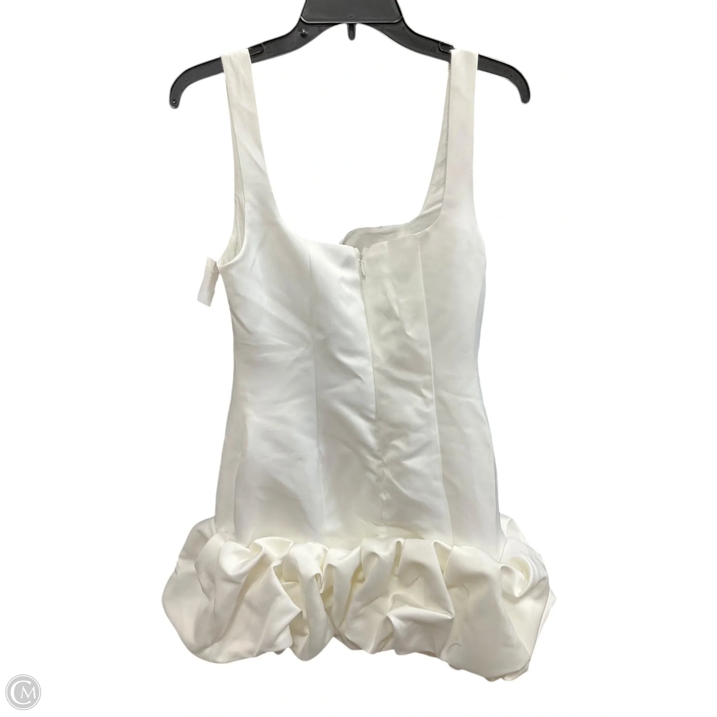 Dress Casual Short By Fashion Nova In White, Size: M