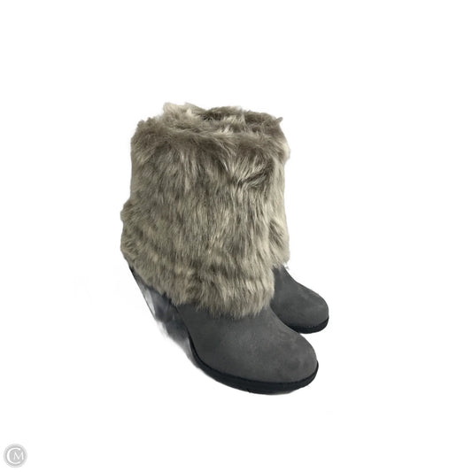 Boots Ankle Heels By Avenue In Grey, Size: 8.5