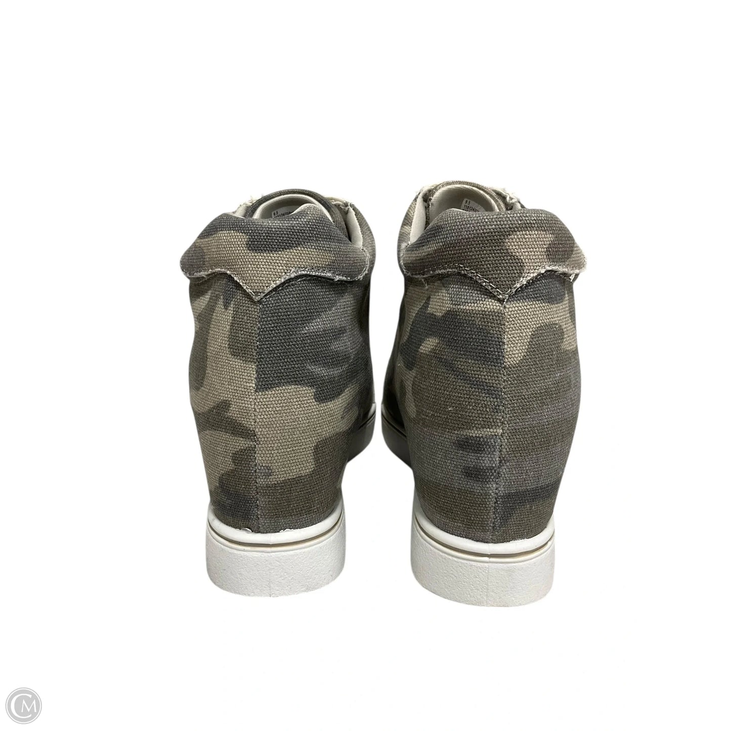 Shoes Sneakers By Maurices In Camouflage Print, Size: 9.5