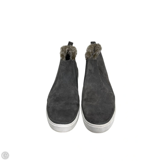 Shoes Flats By Toms In Grey, Size: 9.5