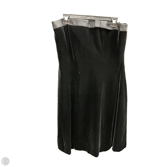 Dress Casual Short By Talbots In Black, Size: L