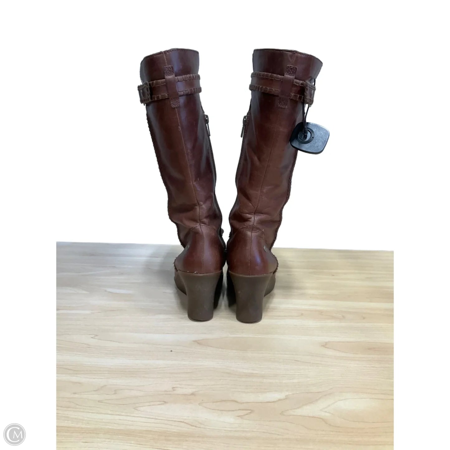 Boots Designer By Ugg In Brown, Size: 8