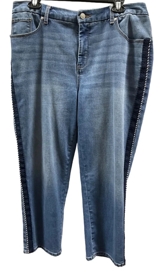 Jeans Cropped By Chicos In Blue Denim, Size: L
