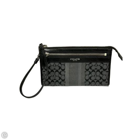 Wristlet Designer By Coach, Size: Medium
