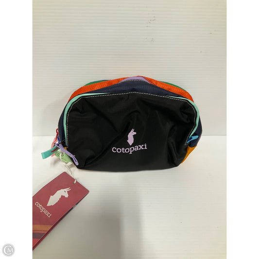 Accessory Tag By Cotopaxi, Size: Small