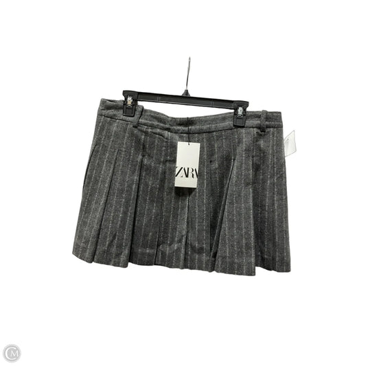 Skirt Mini & Short By Zara In Grey, Size: Xl