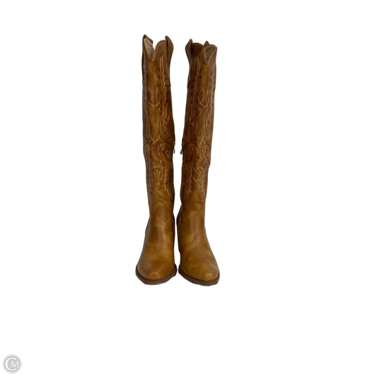 Boots Knee Heels By Cmf In Orange, Size: 10