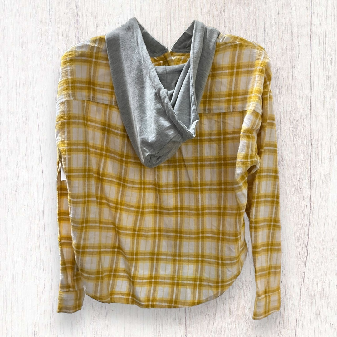 Top Long Sleeve By Ultra Flirt In Plaid Pattern, Size: L