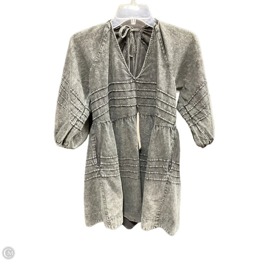 Top Long Sleeve By Mustard Seed In Grey, Size: S