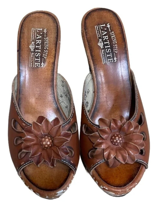 Sandals Heels Wedge By Cmc In Brown, Size: 9