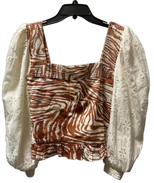 Top Long Sleeve By Cma In Beige, Size: M