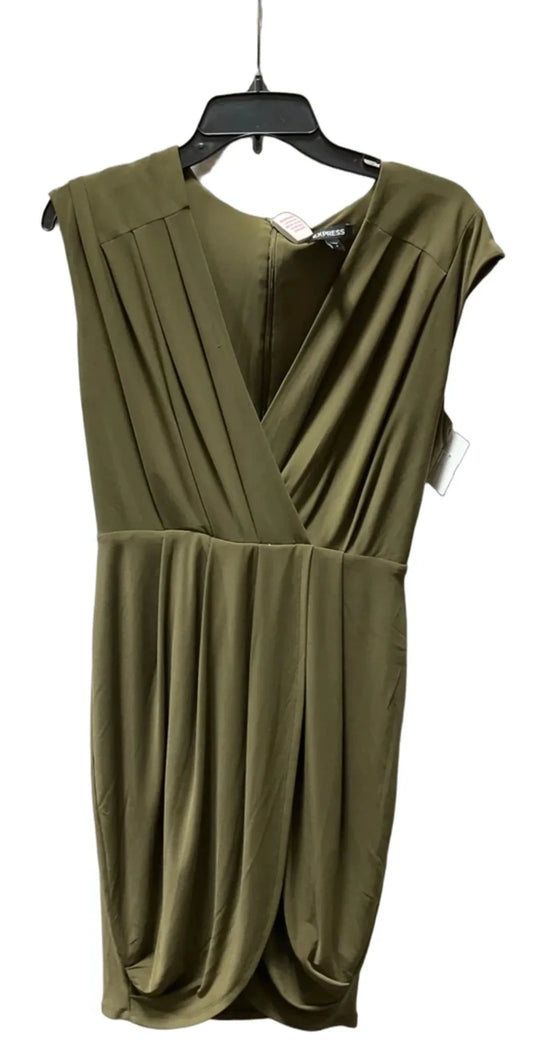 Dress Casual Short By Express In Green, Size: S