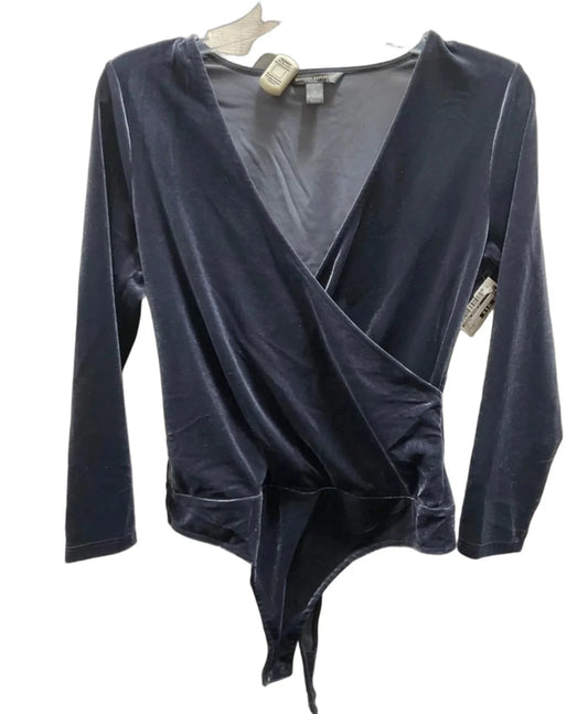 Top Long Sleeve By Banana Republic In Navy, Size: M