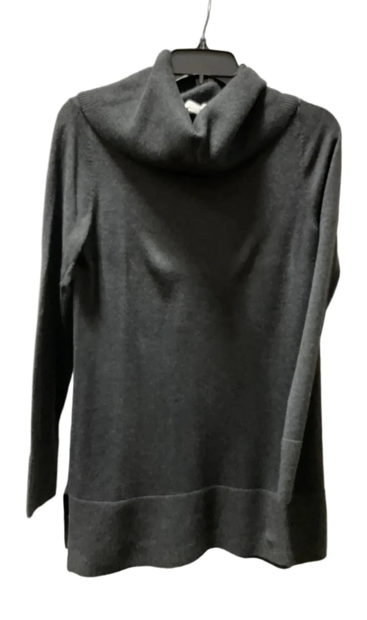 Top Long Sleeve By Loft In Grey, Size: M