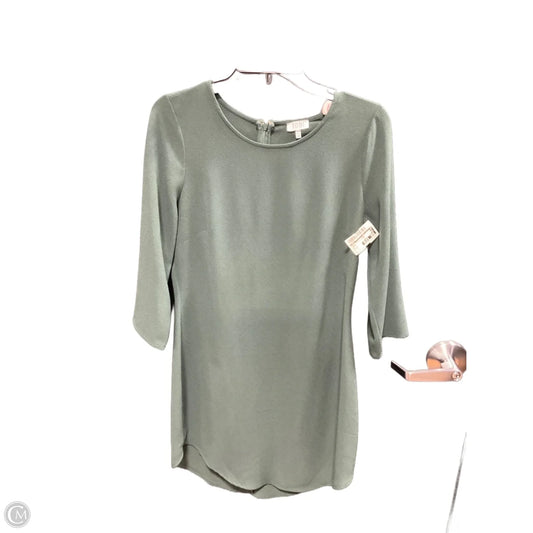 Dress Casual Short By Tobi In Green, Size: M