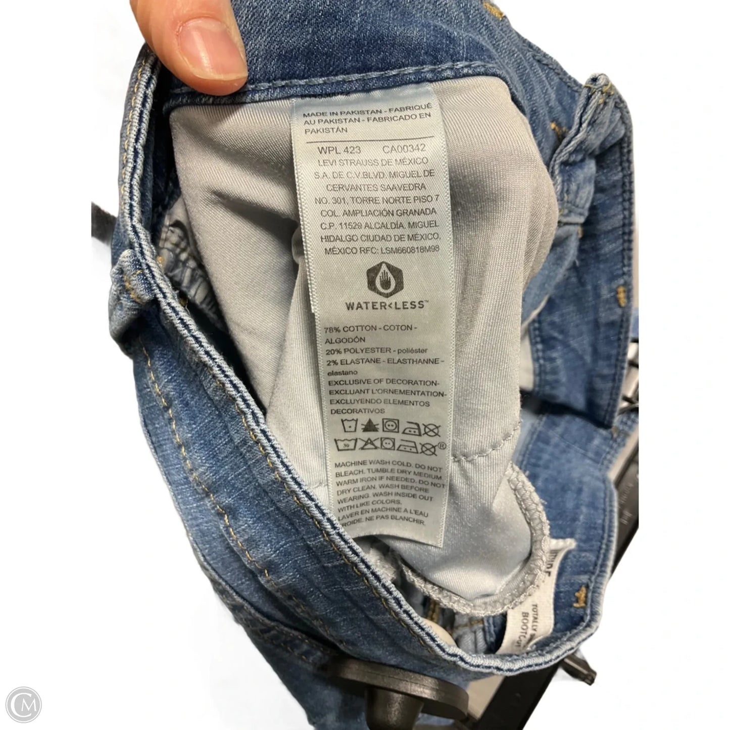 Jeans Boot Cut By Levis In Blue Denim, Size: 10