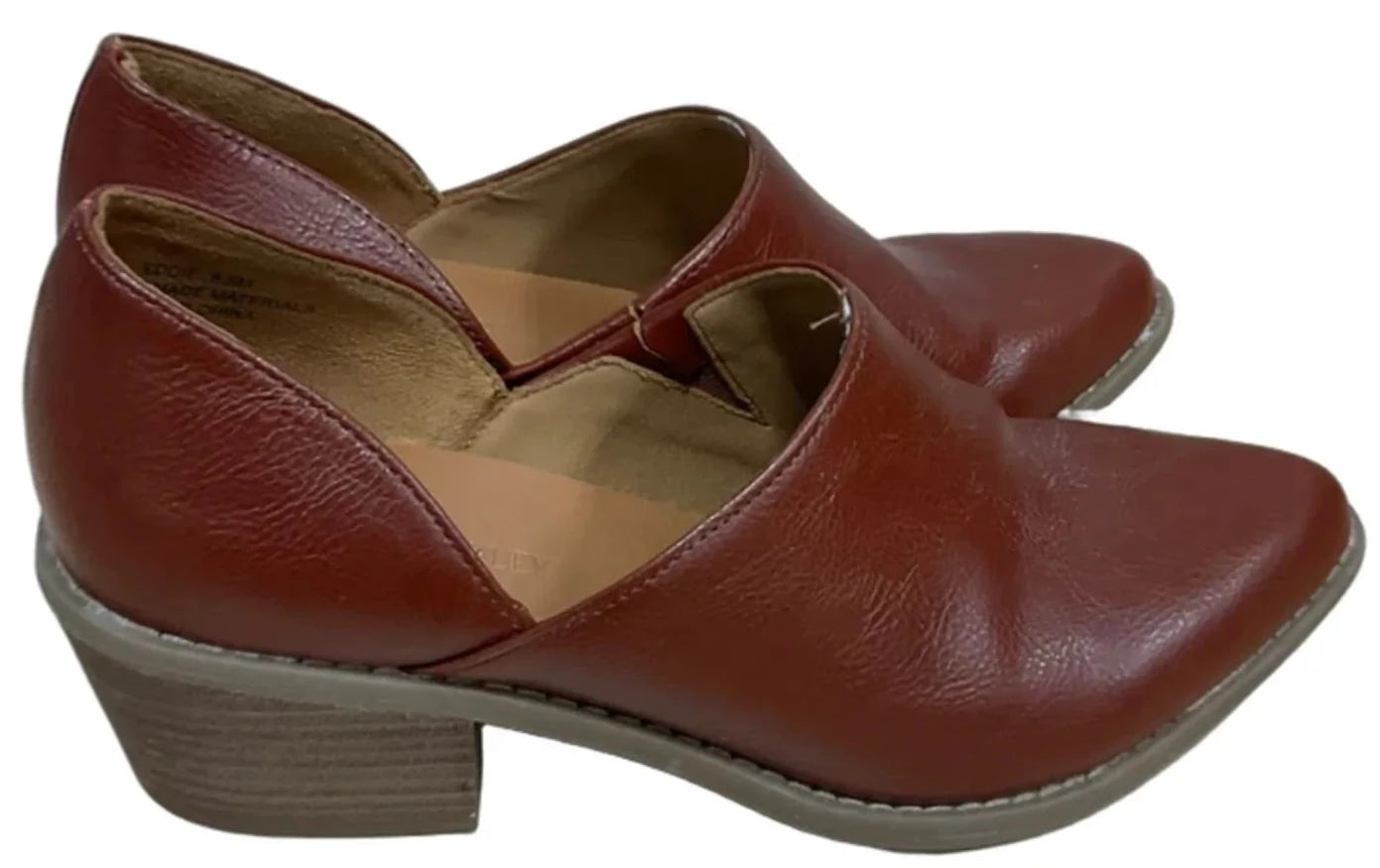 Boots Ankle Heels By Cynthia Rowley In Brown, Size: 8.5