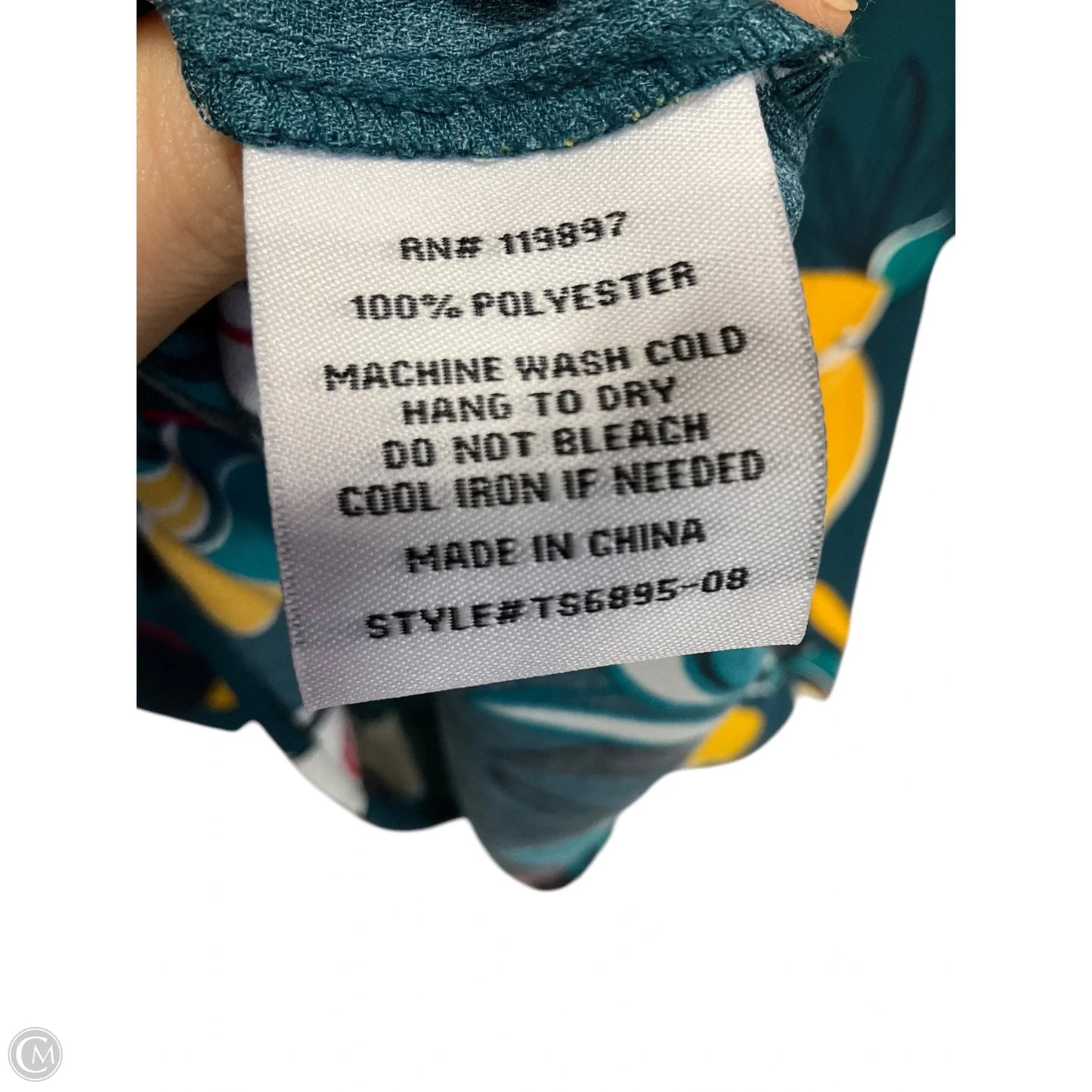 Top Long Sleeve By Collective Concepts In Green, Size: L