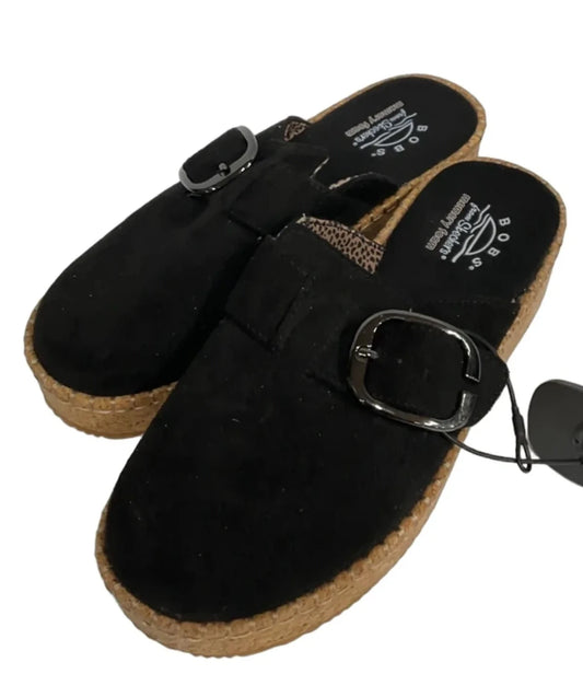 Shoes Flats By Bobs In Black, Size: 7
