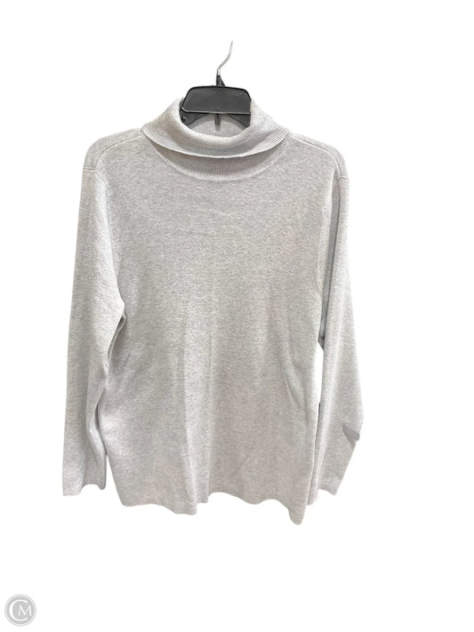 Top Long Sleeve By Chicos In Grey, Size: Xl