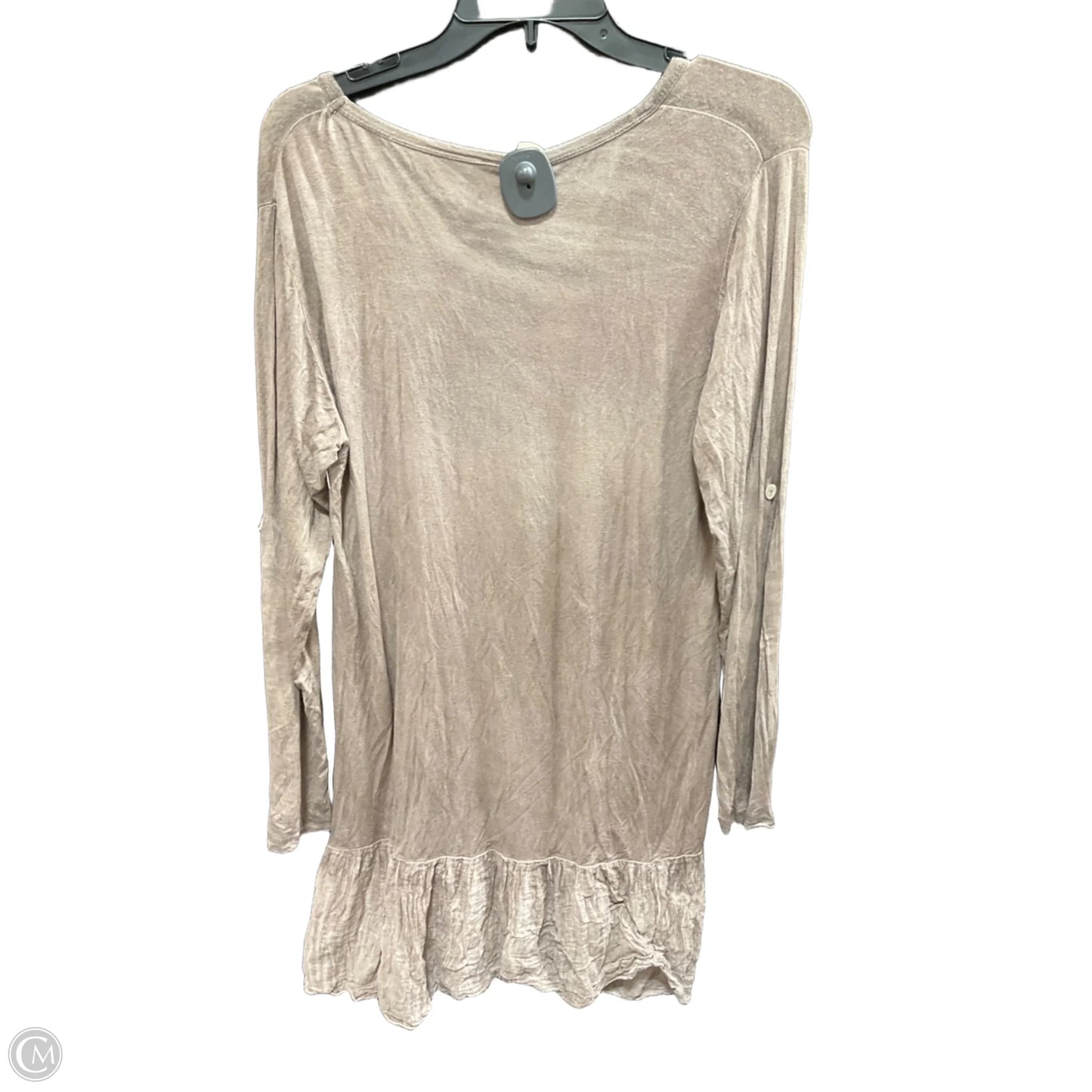 Top Long Sleeve By Clothes Mentor In Beige, Size: Osfm