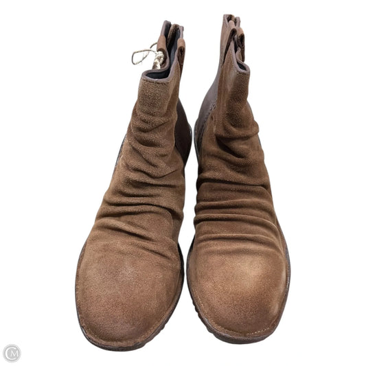 Boots Ankle Heels By Cmb In Brown, Size: 7.5